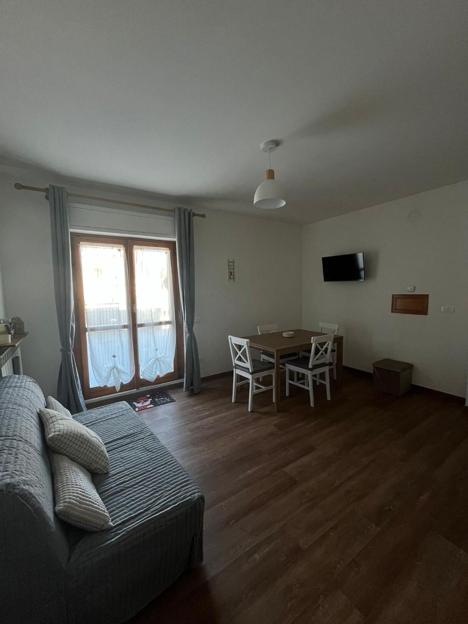 Attico - Terrazza Su Castello Διαμέρισμα Castel Di Sangro Εξωτερικό φωτογραφία